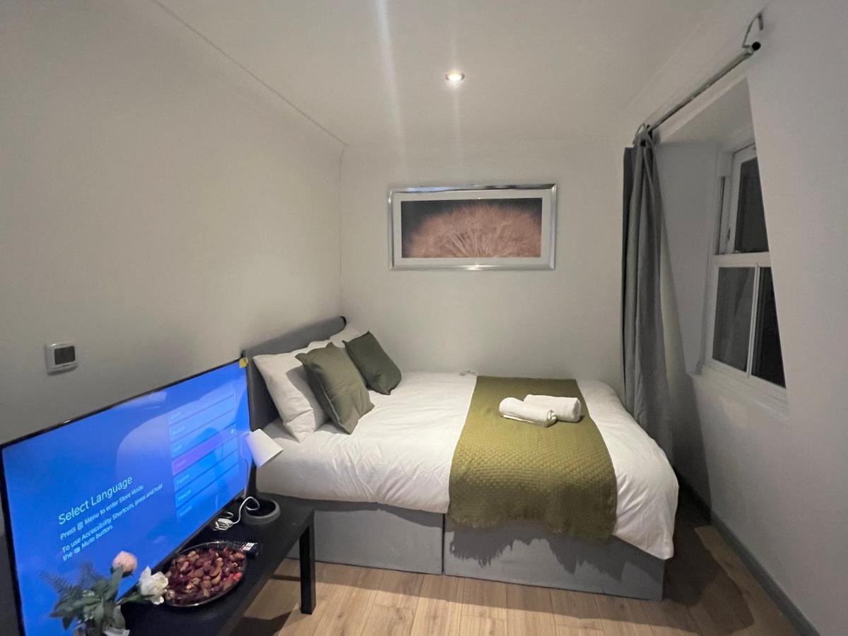 3 Bedroom Flat In King'S Cross, St Pancras'S. 8 People Лондон Екстер'єр фото
