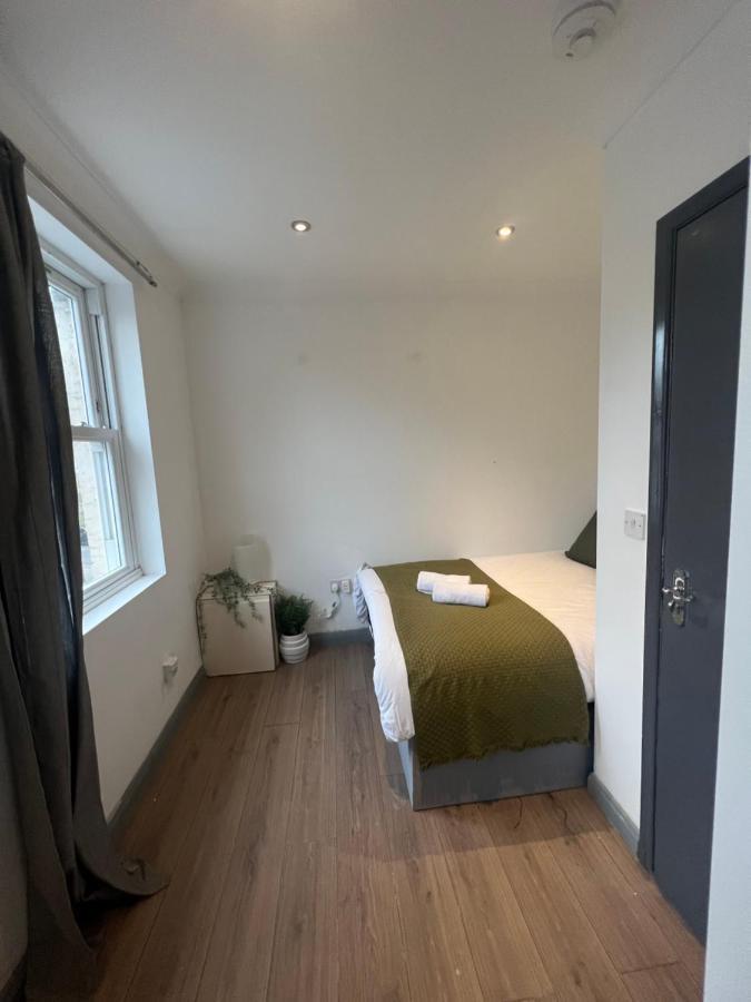 3 Bedroom Flat In King'S Cross, St Pancras'S. 8 People Лондон Екстер'єр фото